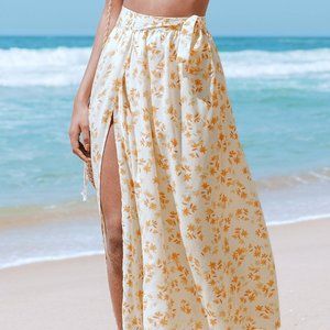 Cupshe - Raelyn Ditsy Tie Waist Split Cover Up, NWT